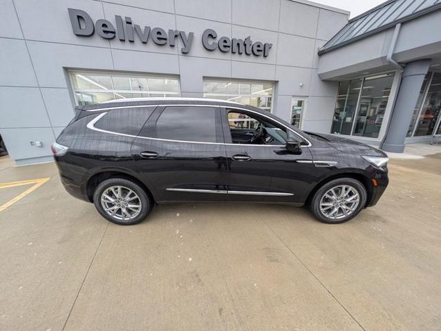 Photo of 2023 Ebony Twilight Metallic Buick Enclave