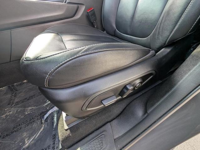 Photo of 2023 Metallic Jeep Grand Cherokee L