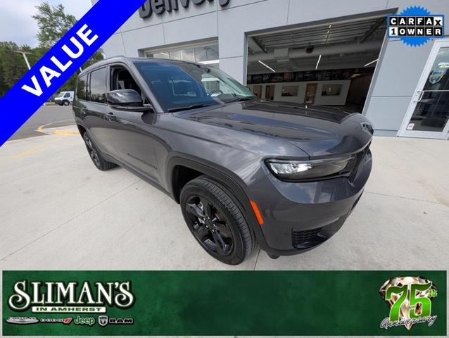 Photo of 2023 Metallic Jeep Grand Cherokee L