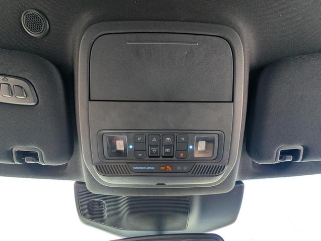 Photo of 2022 Agate Black Metallic Ford Explorer