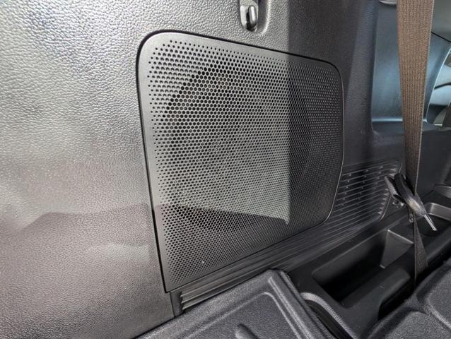 Photo of 2022 Agate Black Metallic Ford Explorer