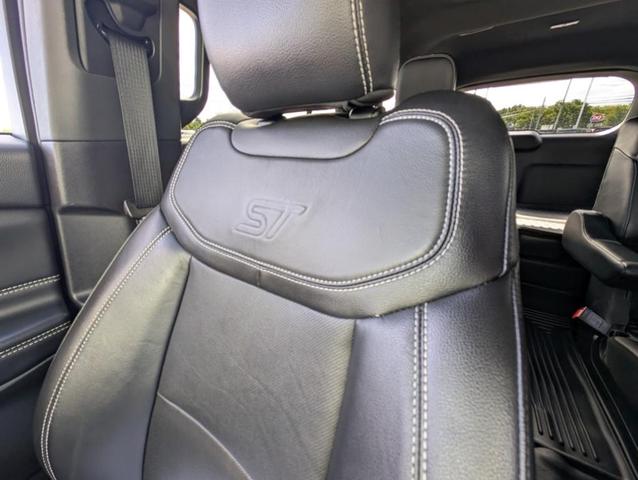 Photo of 2022 Agate Black Metallic Ford Explorer
