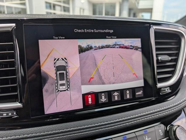 Photo of 2026 Bright White Chrysler Pacifica
