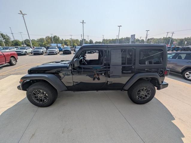 Photo of 2025 Black Jeep Wrangler