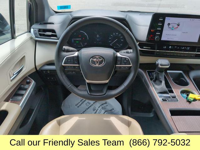 Photo of 2023 0218 Toyota Sienna