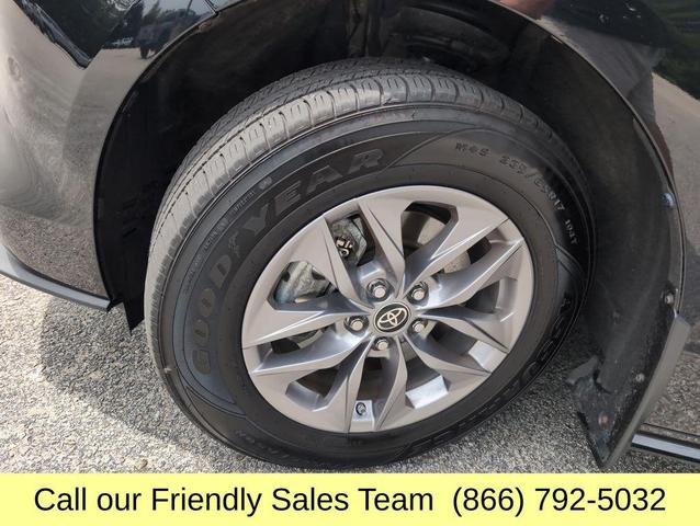 Photo of 2023 0218 Toyota Sienna
