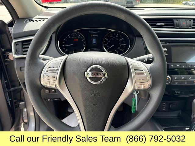 Photo of 2015 Gun Metallic Nissan Rogue