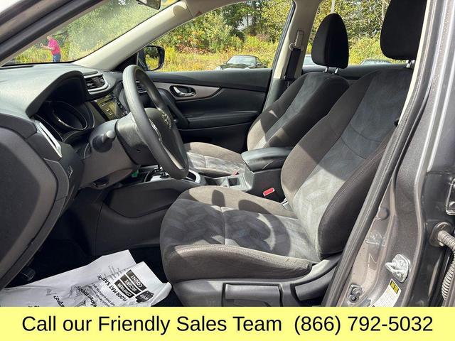 Photo of 2015 Gun Metallic Nissan Rogue