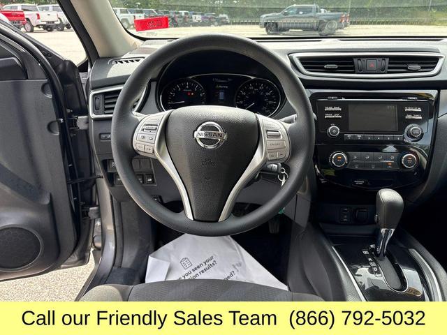 Photo of 2015 Gun Metallic Nissan Rogue