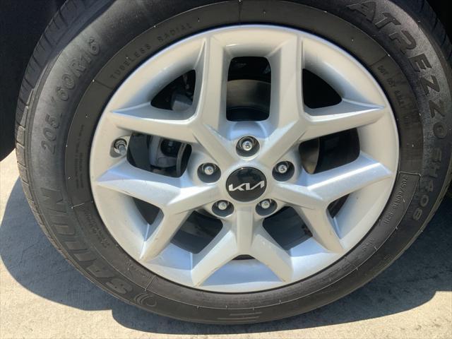 Photo of 2023 Steel Gray Kia Soul