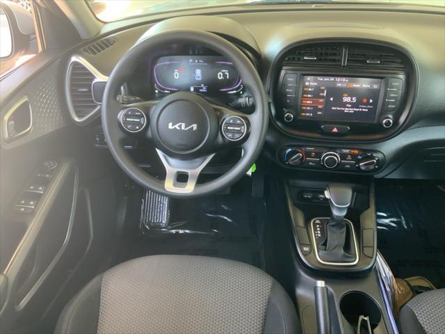 Photo of 2023 Steel Gray Kia Soul