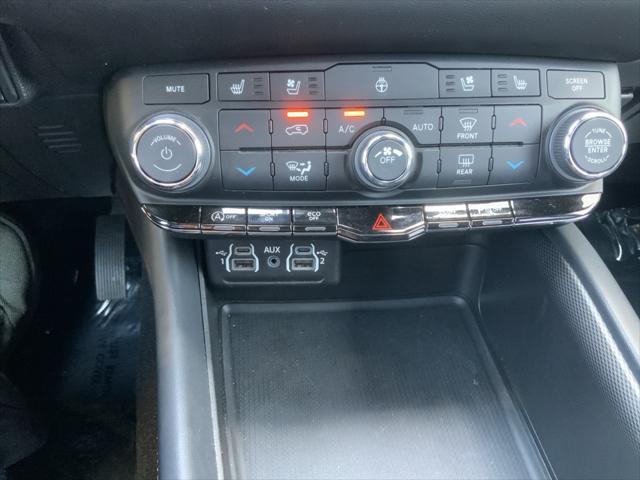 Photo of 2023 DB Black Clearcoat Dodge Durango