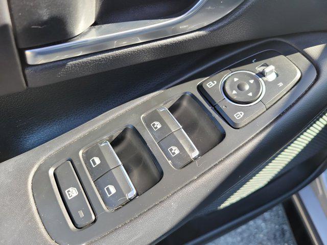 Photo of 2023 Curated Silver Hyundai SONATA