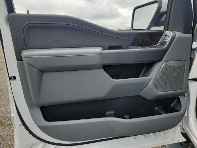 Photo of 2021 Oxford White Ford F-150