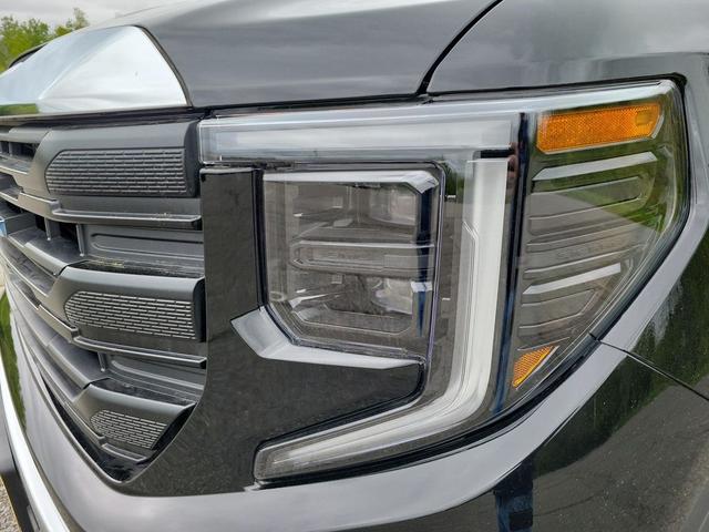 Photo of 2025 Onyx Black GMC Sierra 1500