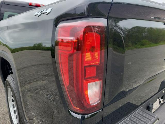 Photo of 2025 Onyx Black GMC Sierra 1500
