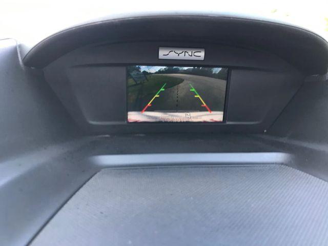 Photo of 2017 White Ford Escape