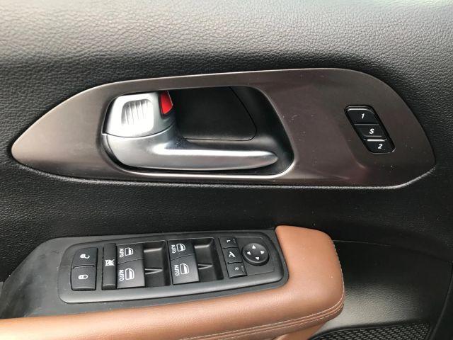 Photo of 2018 Burgundy Chrysler Pacifica