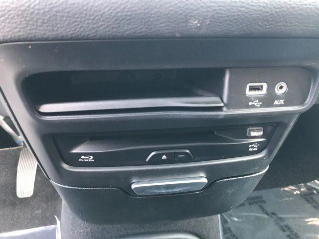 Photo of 2018 Burgundy Chrysler Pacifica