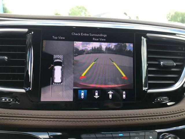 Photo of 2018 Burgundy Chrysler Pacifica