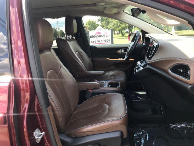Photo of 2018 Burgundy Chrysler Pacifica