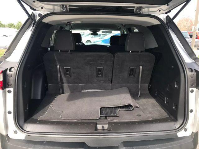 Photo of 2021 Silver Chevrolet Traverse
