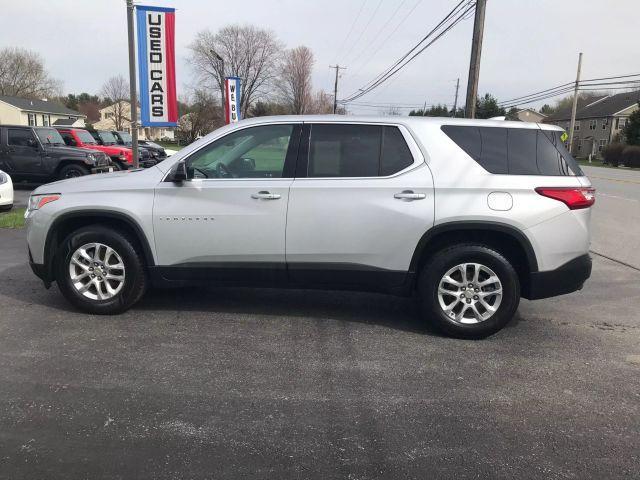 Photo of 2021 Silver Chevrolet Traverse