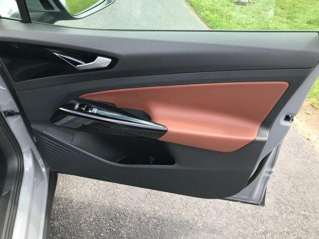 Photo of 2021 Moonstone Gray Volkswagen ID.4