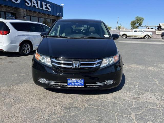 Photo of 2016 Crystal Black Pearl Honda Odyssey