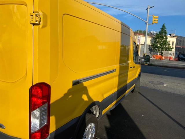 Photo of 2015 Lunar Sky Metallic Ford Transit-250