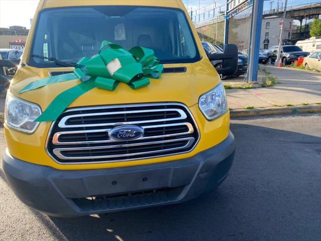 Photo of 2015 Lunar Sky Metallic Ford Transit-250
