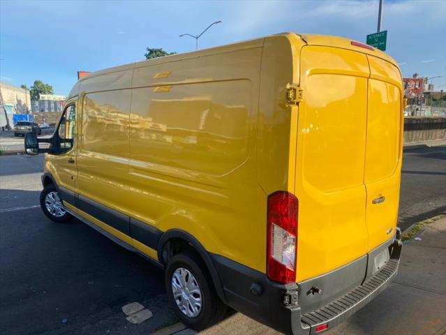 Photo of 2015 Lunar Sky Metallic Ford Transit-250