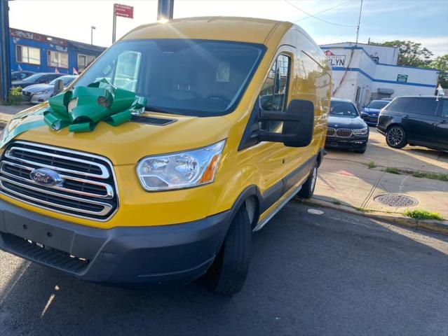 Photo of 2015 Lunar Sky Metallic Ford Transit-250