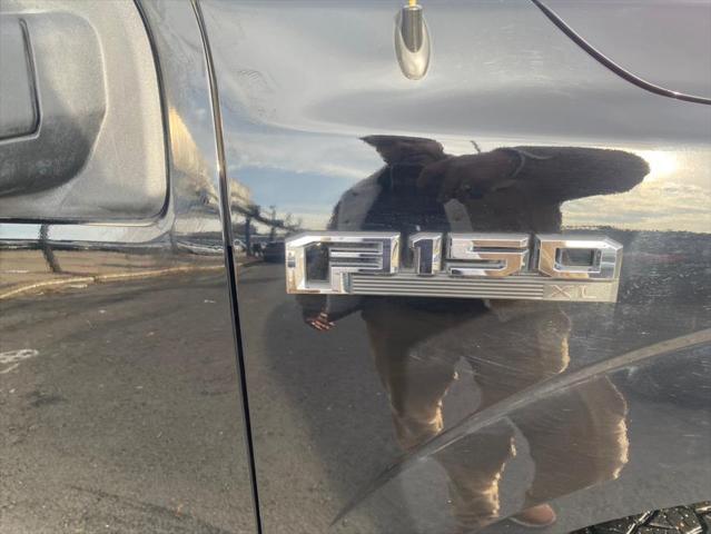 Photo of 2017 Bronze Fire Metallic Ford F-150