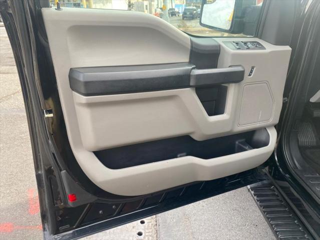Photo of 2017 Bronze Fire Metallic Ford F-150