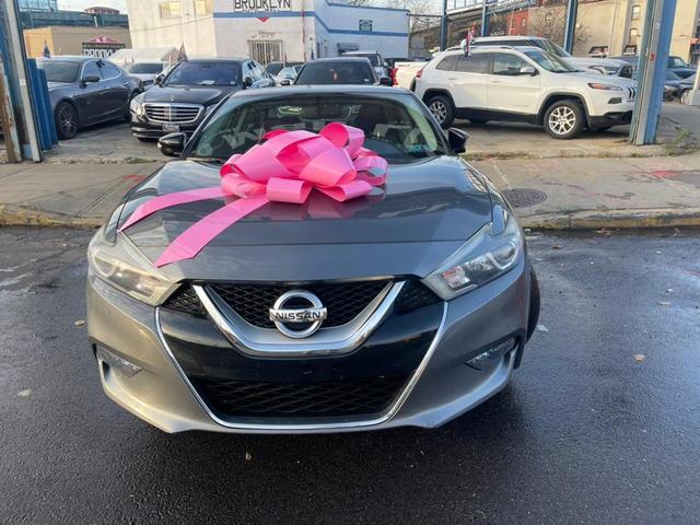Photo of 2017 Gun Metallic Nissan Maxima