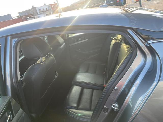 Photo of 2017 Gun Metallic Nissan Maxima