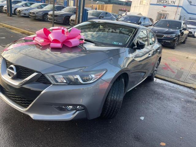Photo of 2017 Gun Metallic Nissan Maxima