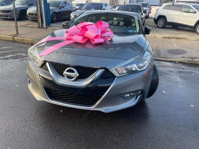 Photo of 2017 Gun Metallic Nissan Maxima