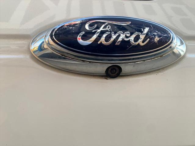 Photo of 2011 Oxford White Ford F-150
