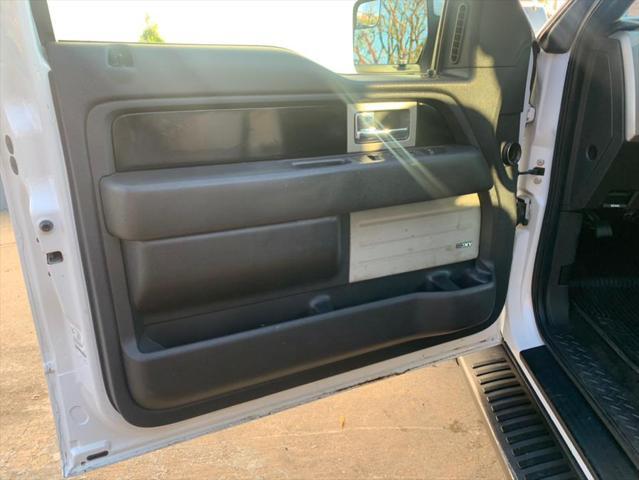 Photo of 2011 Oxford White Ford F-150
