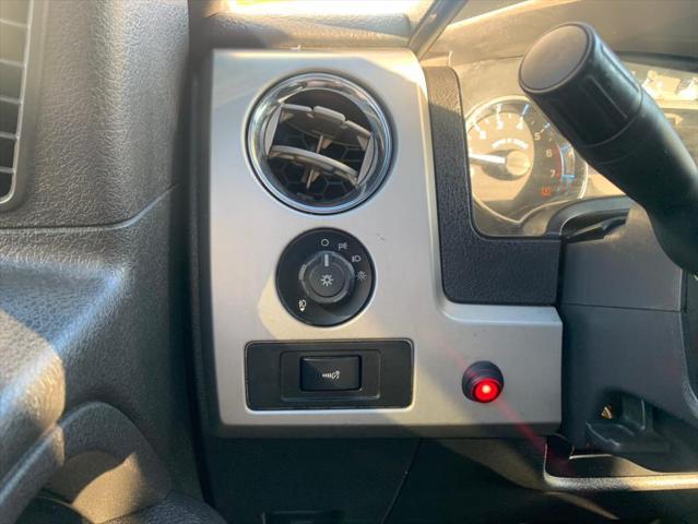 Photo of 2011 Oxford White Ford F-150