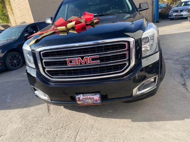 Photo of 2016 Onyx Black GMC Yukon XL
