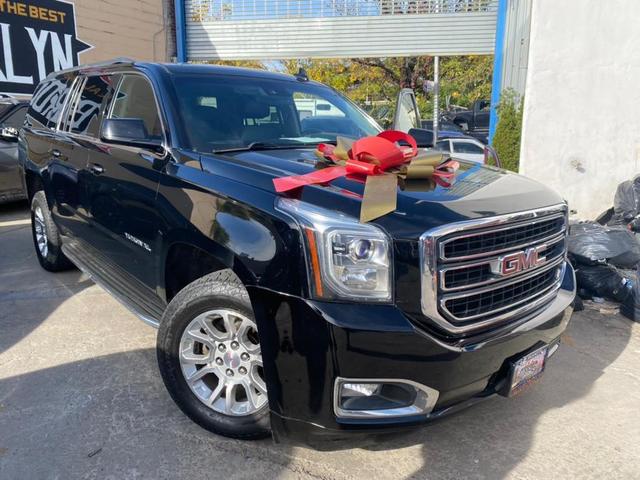 Photo of 2016 Onyx Black GMC Yukon XL