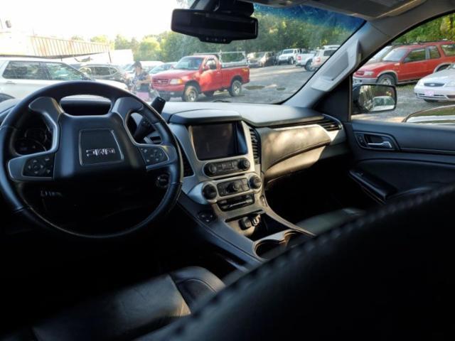 Photo of 2016 Onyx Black GMC Yukon XL