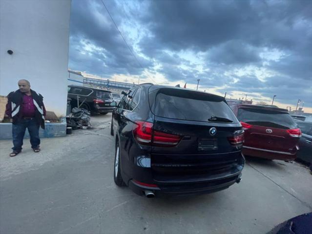 Photo of 2014 Imperial Blue Metallic BMW X5