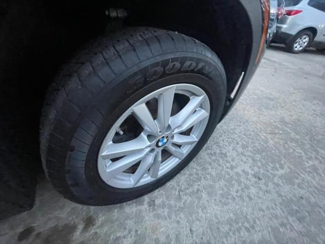 Photo of 2014 Imperial Blue Metallic BMW X5