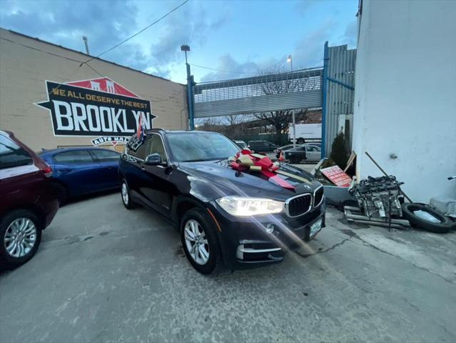 Photo of 2014 Imperial Blue Metallic BMW X5