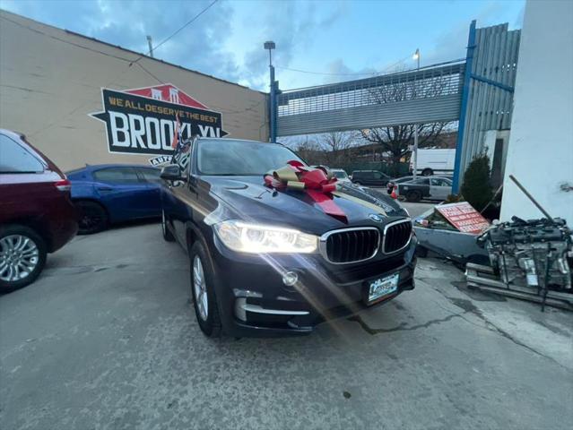 Photo of 2014 Imperial Blue Metallic BMW X5