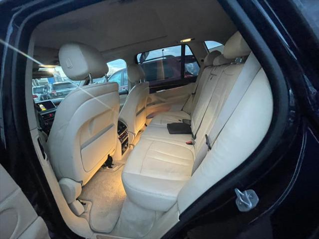 Photo of 2014 Imperial Blue Metallic BMW X5